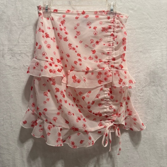 Princess Polly Secret Love Skirt Size 4 - Picture 4 of 6